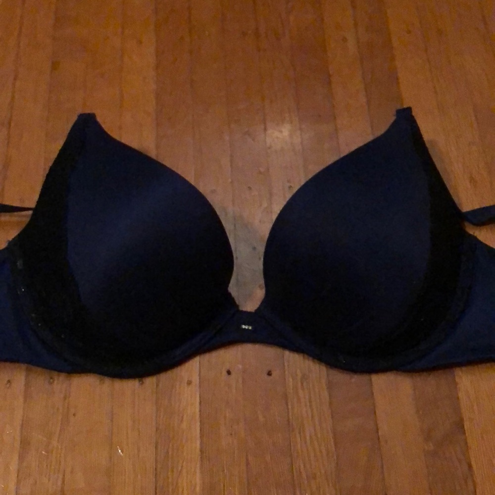 Victoria’s Secret bra